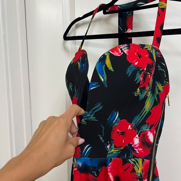 Bebe x Naven Red Floral Skater Dress with Cutout Back (Size 2) - Picture 4 of 12
